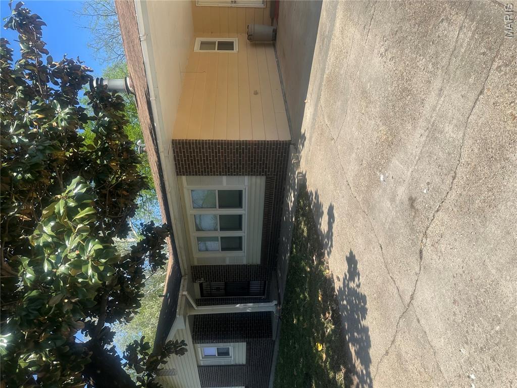 116 Marion Avenue Sikeston, MO 63801 - Photo 1 of 11