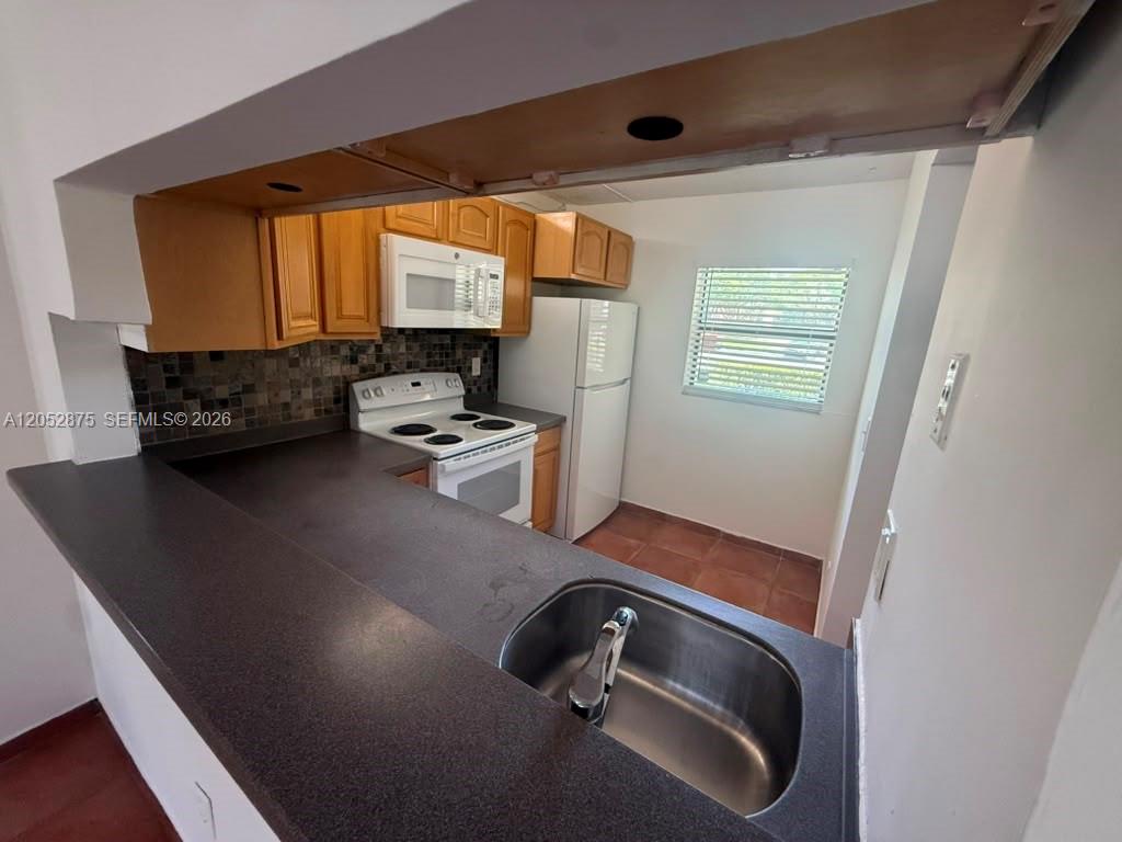 3399 Foxcroft Road, Unit 104 Miramar, FL 33025 - Photo 3 of 16