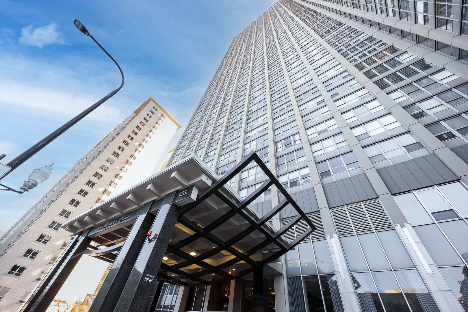 655 West Irving Park Road, Unit 3708 Chicago, IL 60613 - Photo 5 of 55