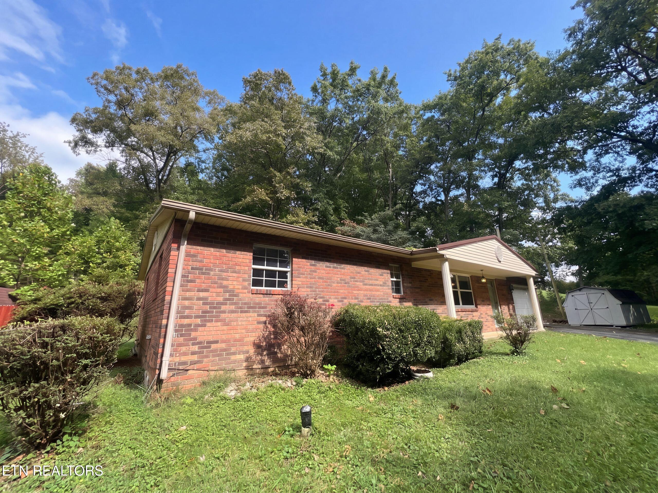 226 Parliament Road Harrogate, TN 37752 - Photo 21 of 23 listing_20