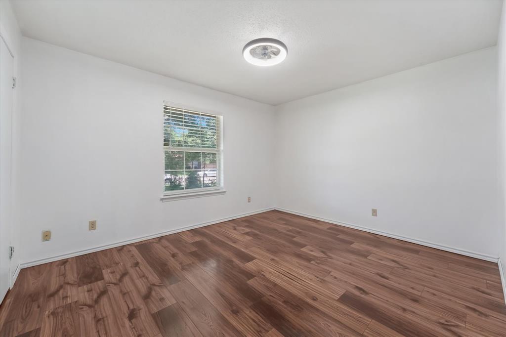 4014 West Rochelle Road Irving, TX 75062 - Photo 12 of 19