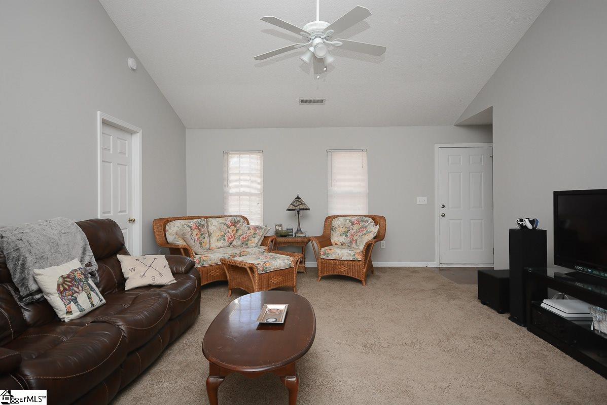 105 Periwinkle Court Pendleton, SC 29670 - Photo 4 of 21