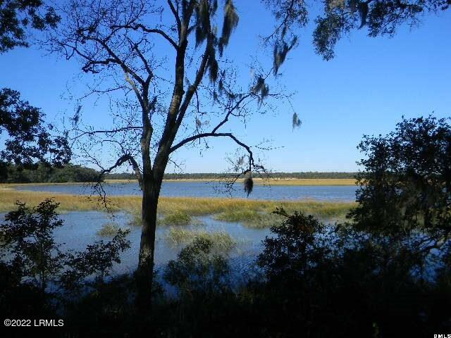 127 Fripp Point Road St. Helena Island, SC 29920 - Photo 1 of 17 20160317142658174571000000-o