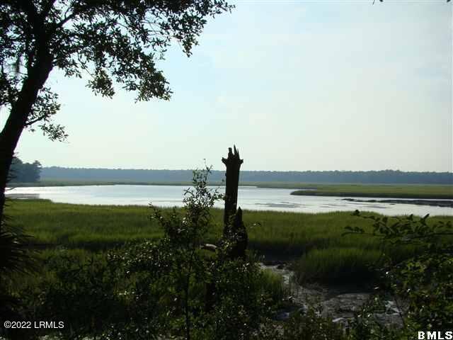 127 Fripp Point Road St. Helena Island, SC 29920 - Photo 7 of 17 20160317142658946265000000-o