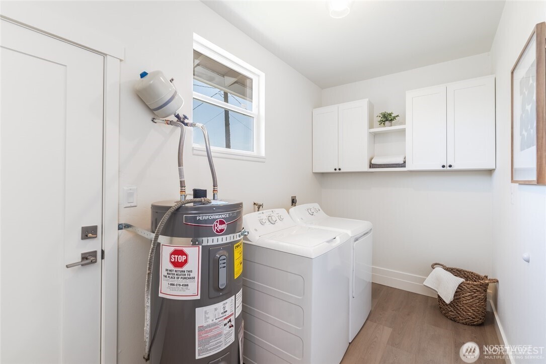 1303 Comet Street Milton, WA 98354 - Photo 12 of 27