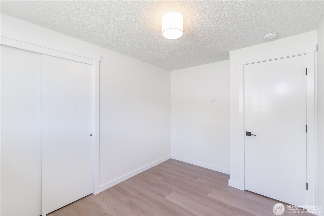 1303 Comet Street Milton, WA 98354 - Photo 14 of 27