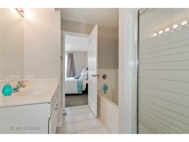 2367 East 70th Place, Unit 1A Chicago, IL 60649 - Photo 10 of 15