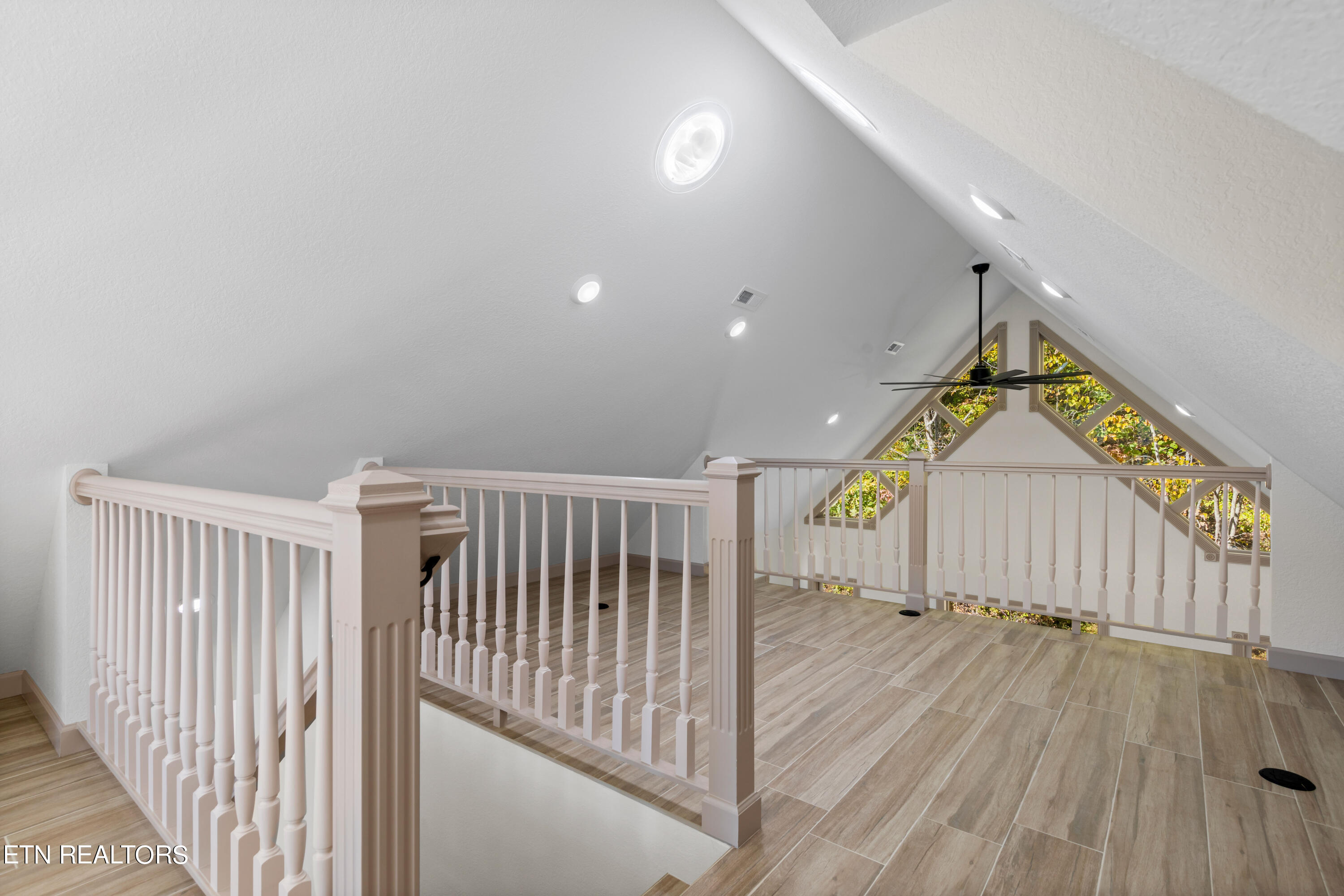 293 Platinum Drive New Tazewell, TN 37825 - Photo 24 of 53 030A0280_Original