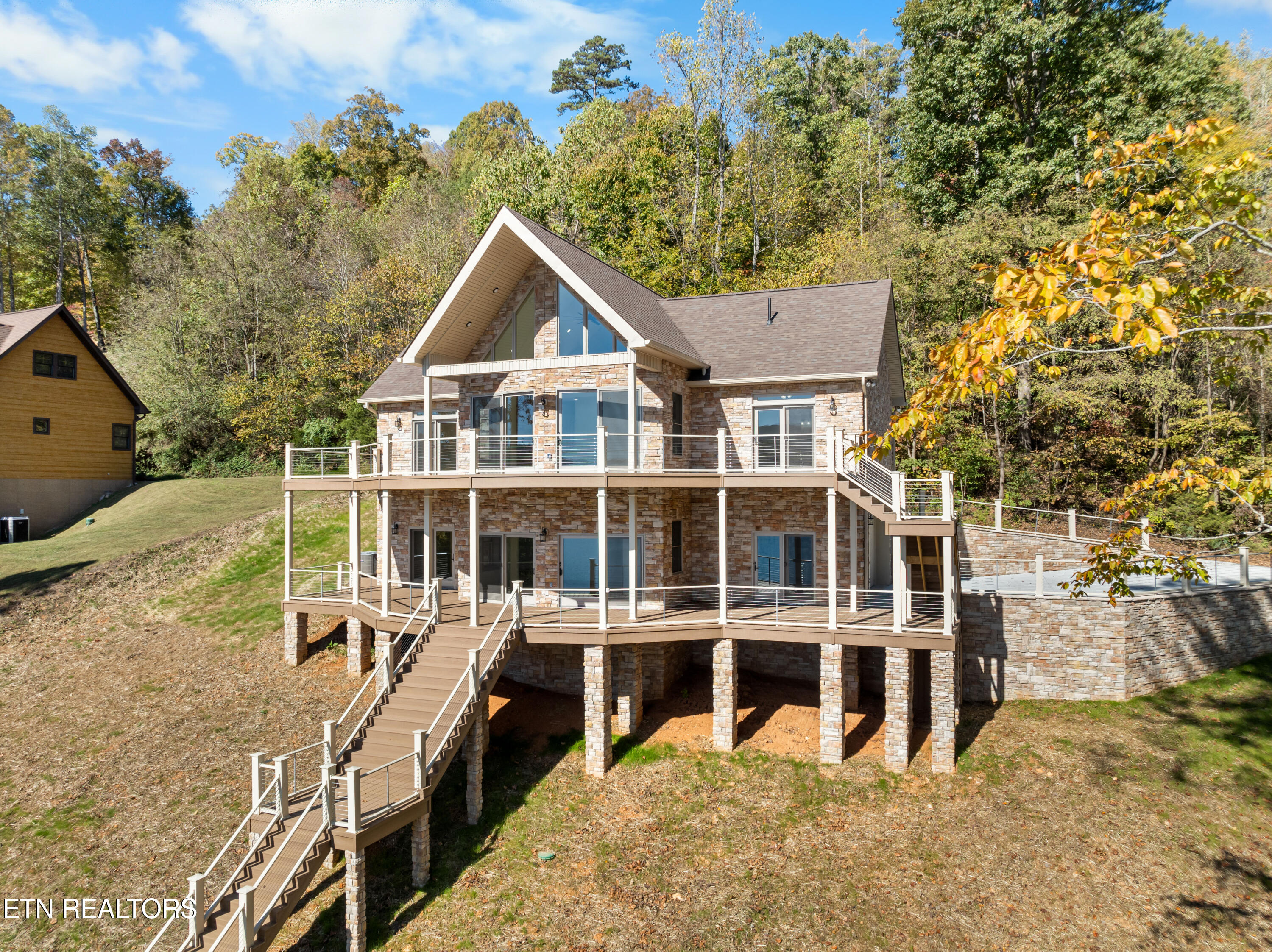 293 Platinum Drive New Tazewell, TN 37825 - Photo 45 of 53 DJI_0628_Original