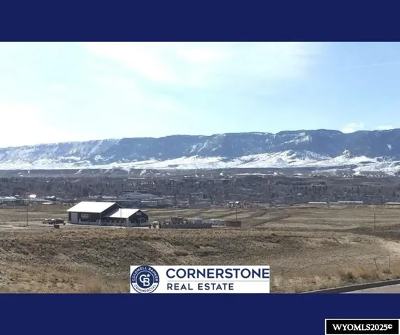 $430,372 | 3290 Opportunity Boulevard, Mills, WY 82601