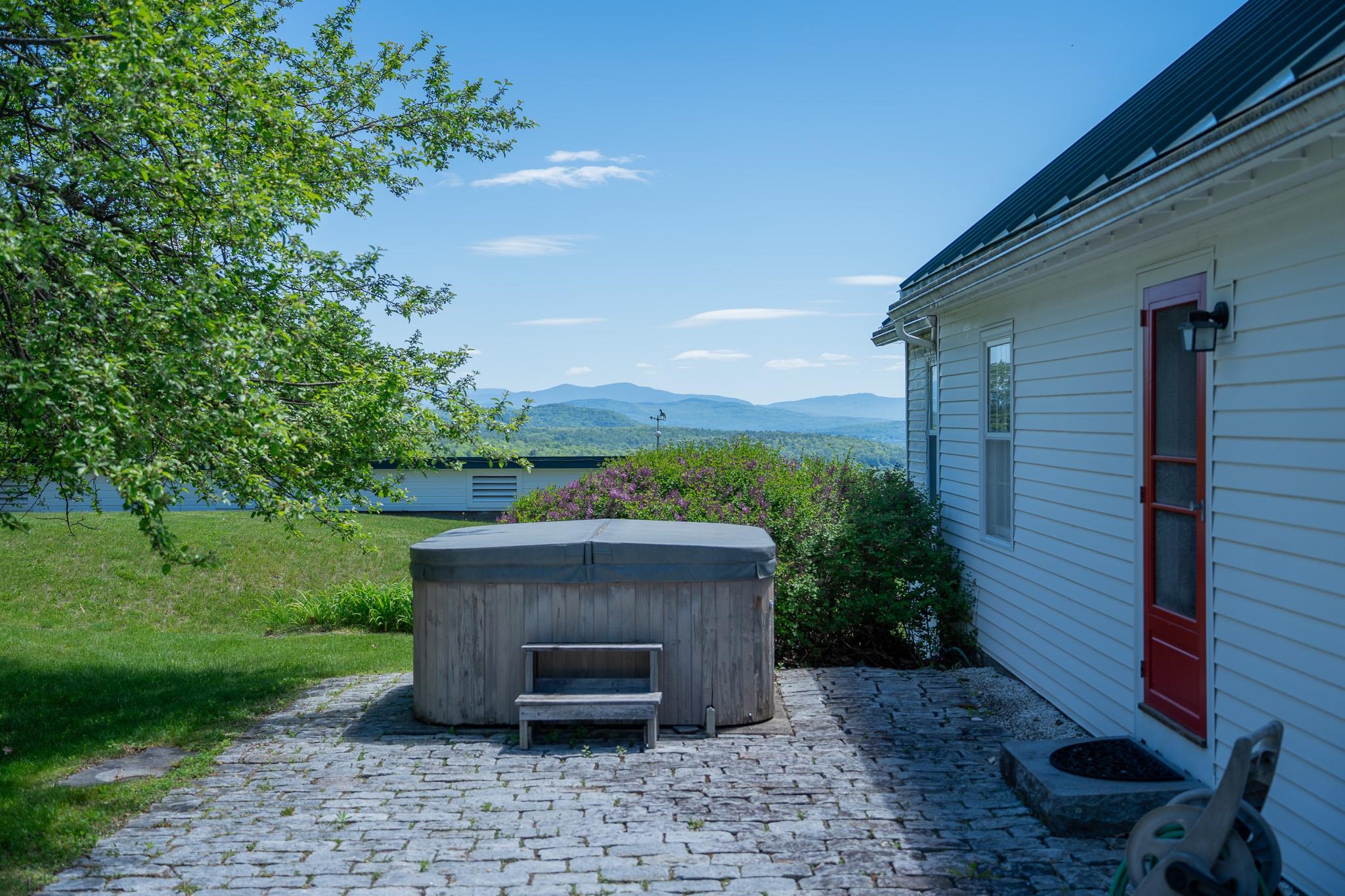 352 Maple Hill Road Newbury, VT 05069 - Photo 15 of 60