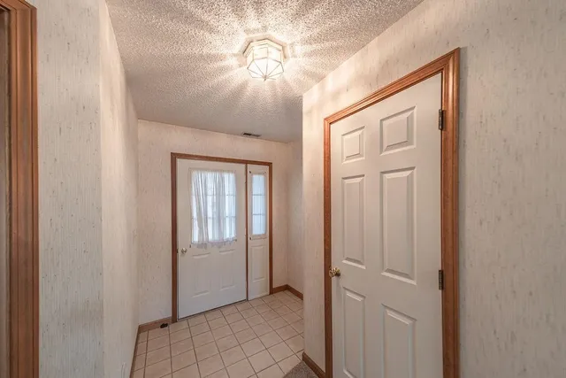 $242,900 | 2979 East 25th Street North, Huntington, IN 46750