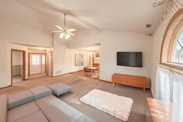 $242,900 | 2979 East 25th Street North, Huntington, IN 46750