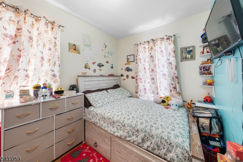1058 Fanny Street Elizabeth, NJ 07201 - Photo 14 of 24