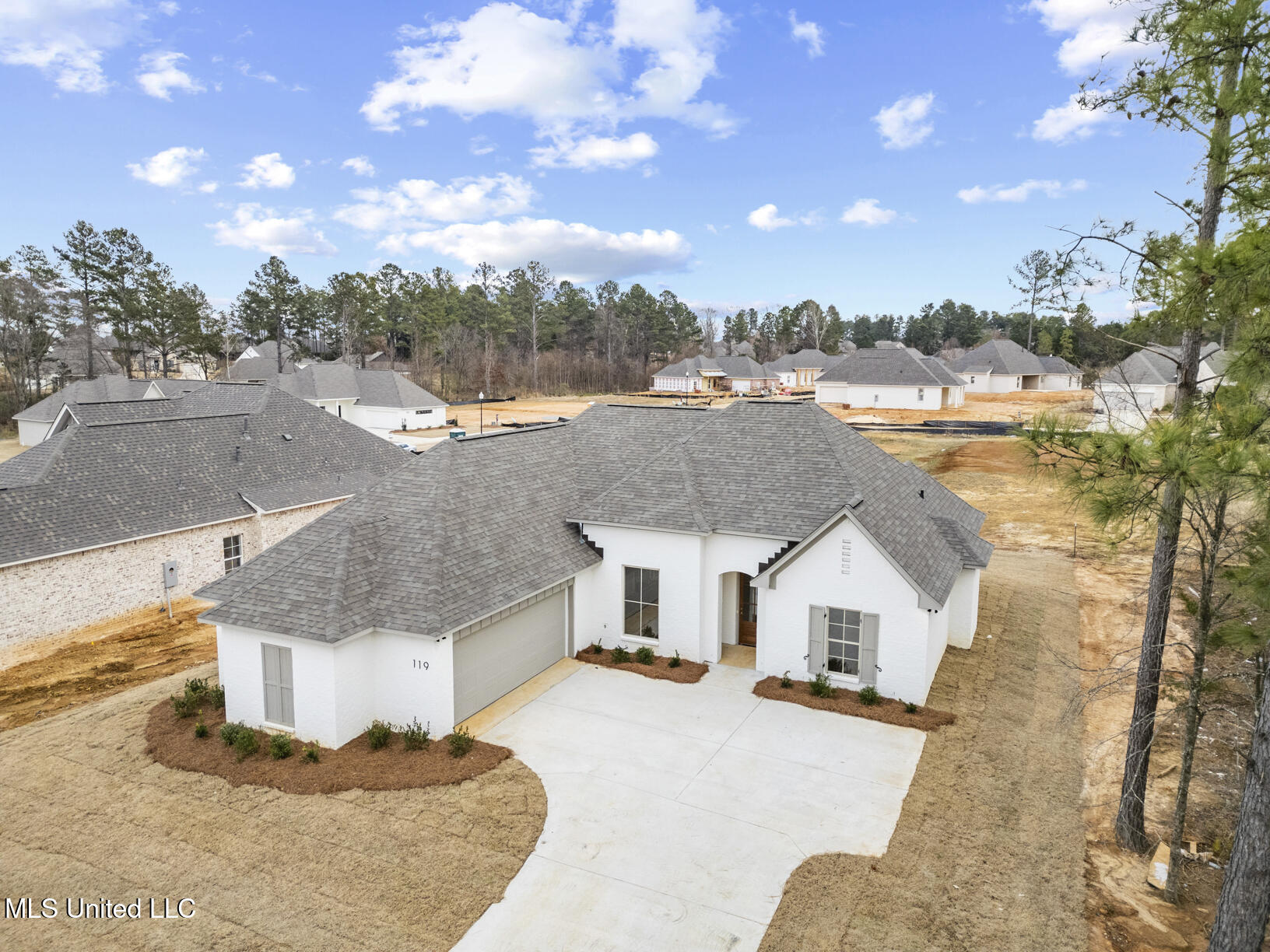 119 Spring Crossing Madison, MS 39110 - Photo 3 of 25 119 Spring Crossing drone-1