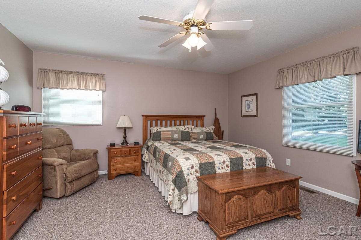 3152 Cobblestone Ridge Tecumseh, MI 49286 - Photo 19 of 52 50059854-18.JPG