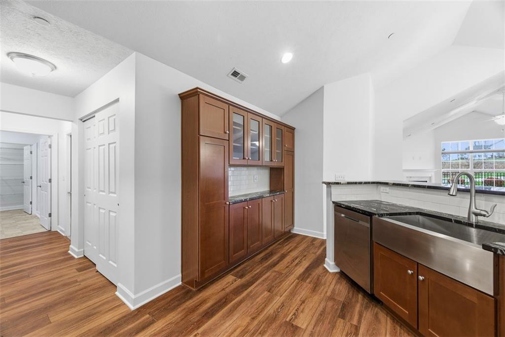 400 Spring Valley Drive Zelienople, PA 16063 - Photo 20 of 40