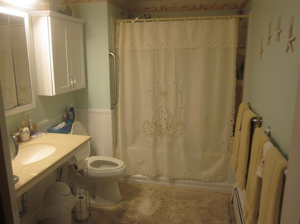 11 Powhatan Road Yarmouth, MA 02664 - Photo 15 of 23