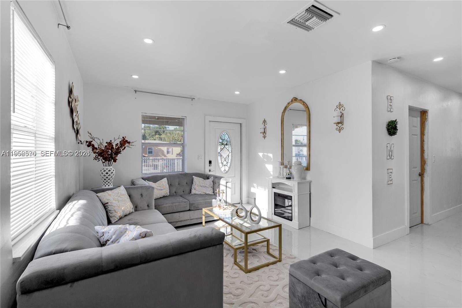 174 East 40th Street Hialeah, FL 33013 - Photo 12 of 30