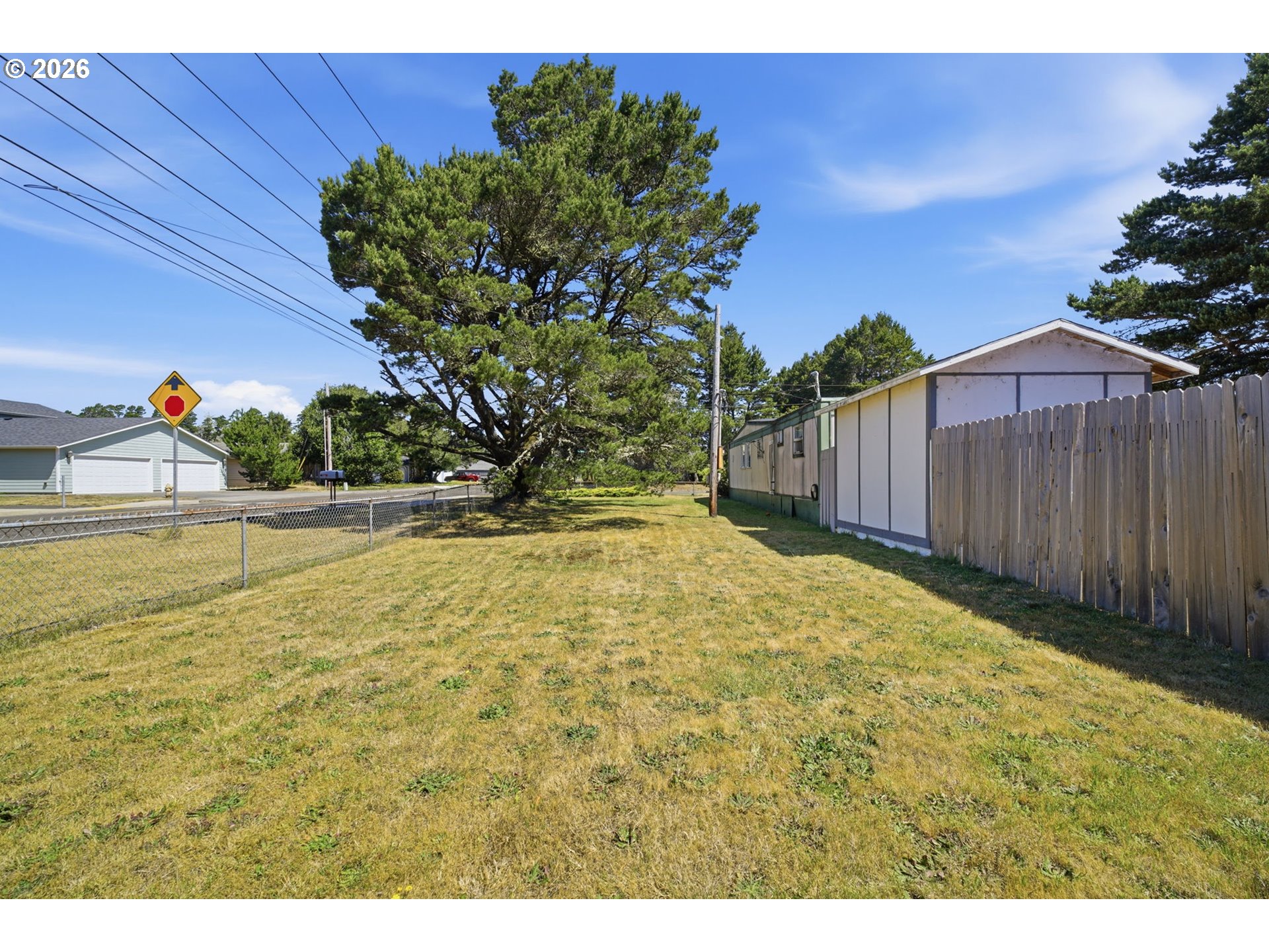 1612 34th Street Florence, OR 97439 - Photo 3 of 11