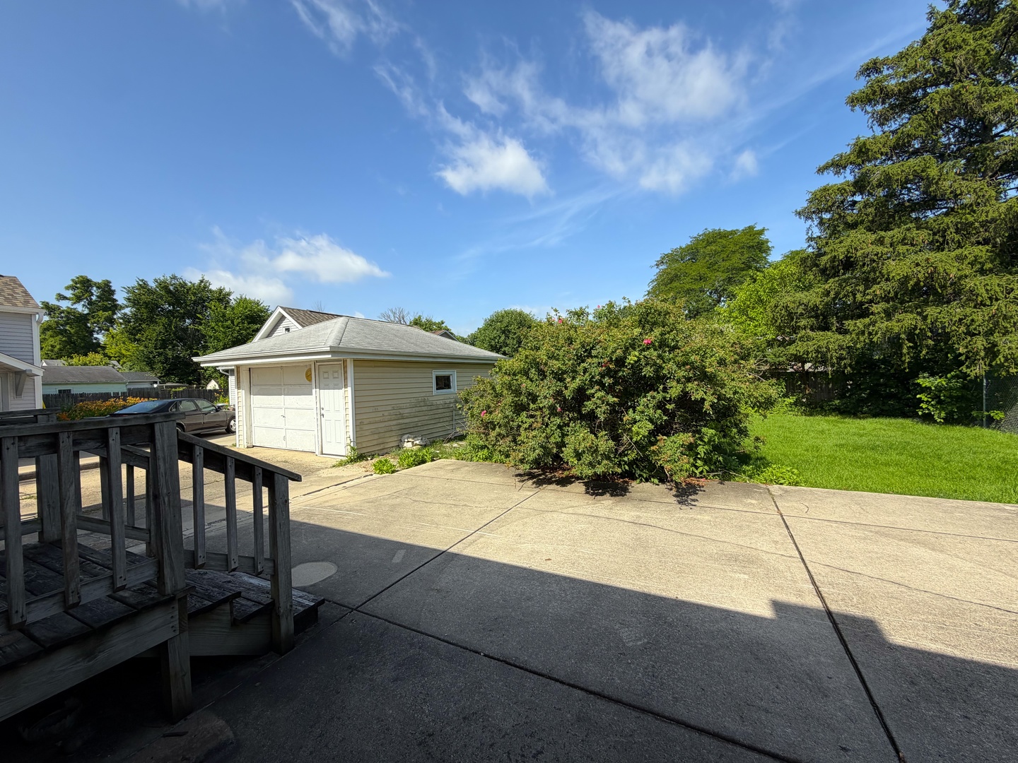 554 South Westmore-Meyers Road Lombard, IL 60148 - Photo 3 of 14