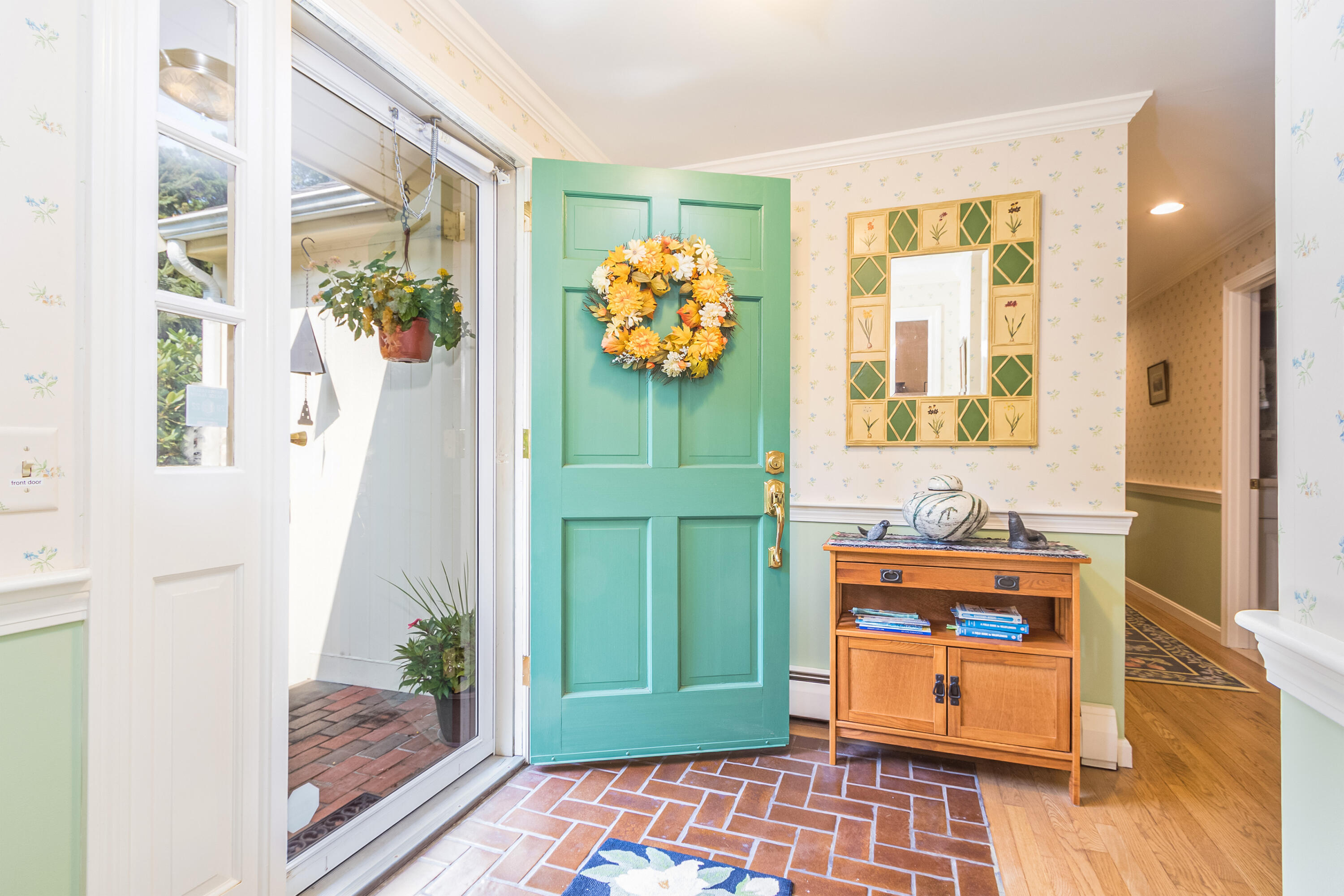 312 Midpine Road Barnstable, MA 02675 - Photo 3 of 31 IMG_7473