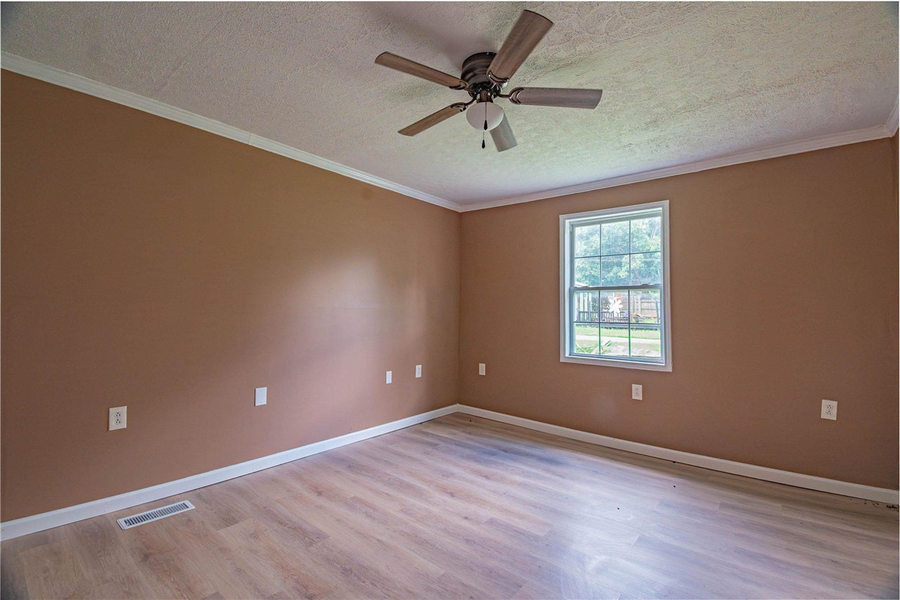 131 John Wilson Road Russellville, KY 42276 - Photo 10 of 12 Gallery Image 10