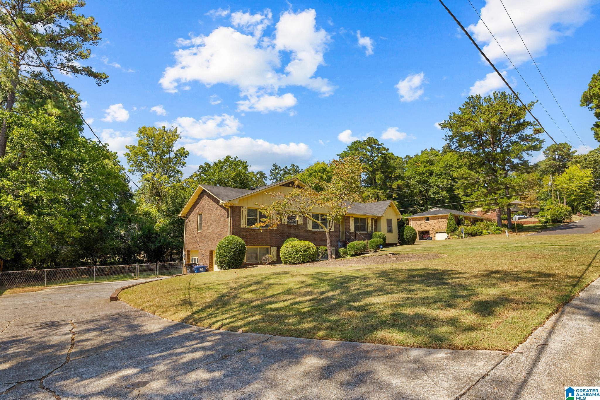 2601 Diamond Circle Birmingham, AL 35216 - Photo 2 of 29