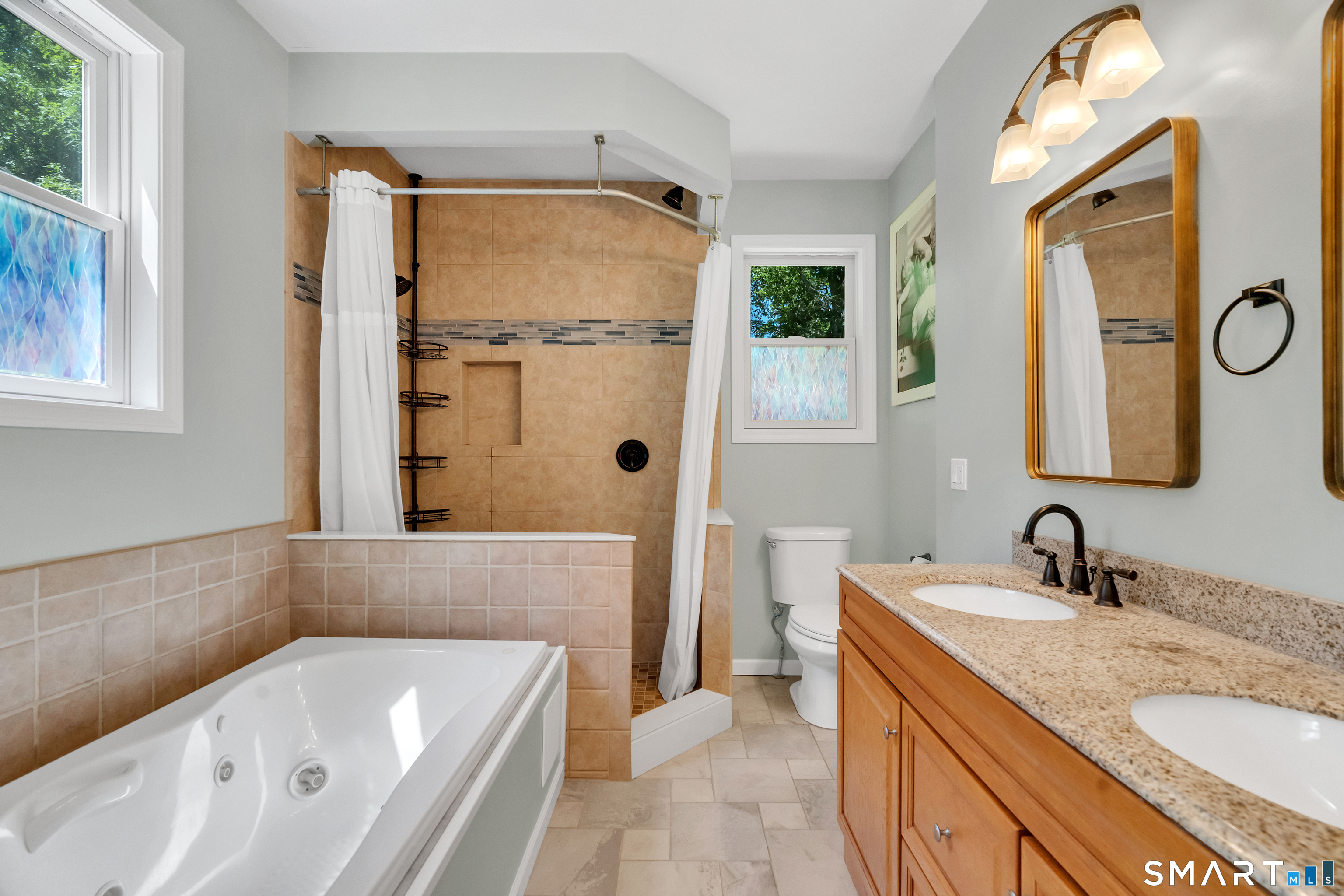 13 Foxcroft Road East Lyme, CT 06357 - Photo 13 of 36