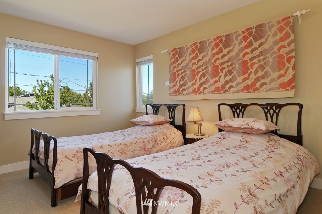 751 North 65th Street Seattle, WA 98103 - Photo 11 of 15 Gallery Image 11