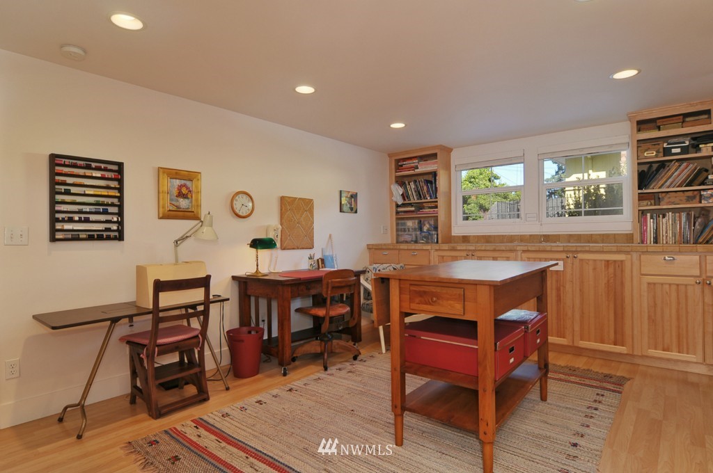 751 North 65th Street Seattle, WA 98103 - Photo 13 of 15 Gallery Image 13