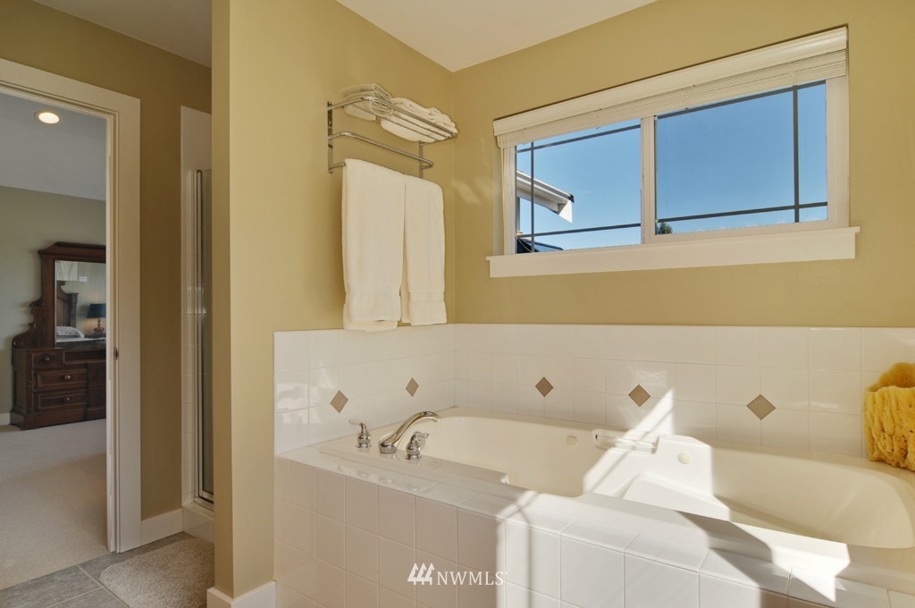 751 North 65th Street Seattle, WA 98103 - Photo 10 of 15 Gallery Image 10