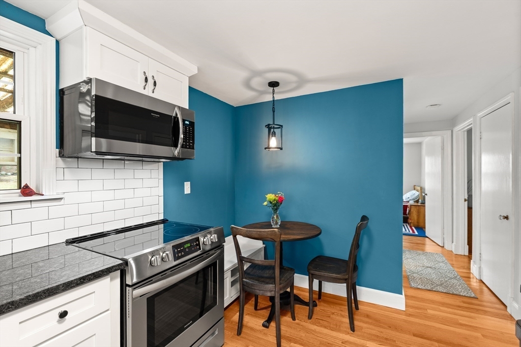 72 Village Street Marblehead, MA 01945 - Photo 6 of 20