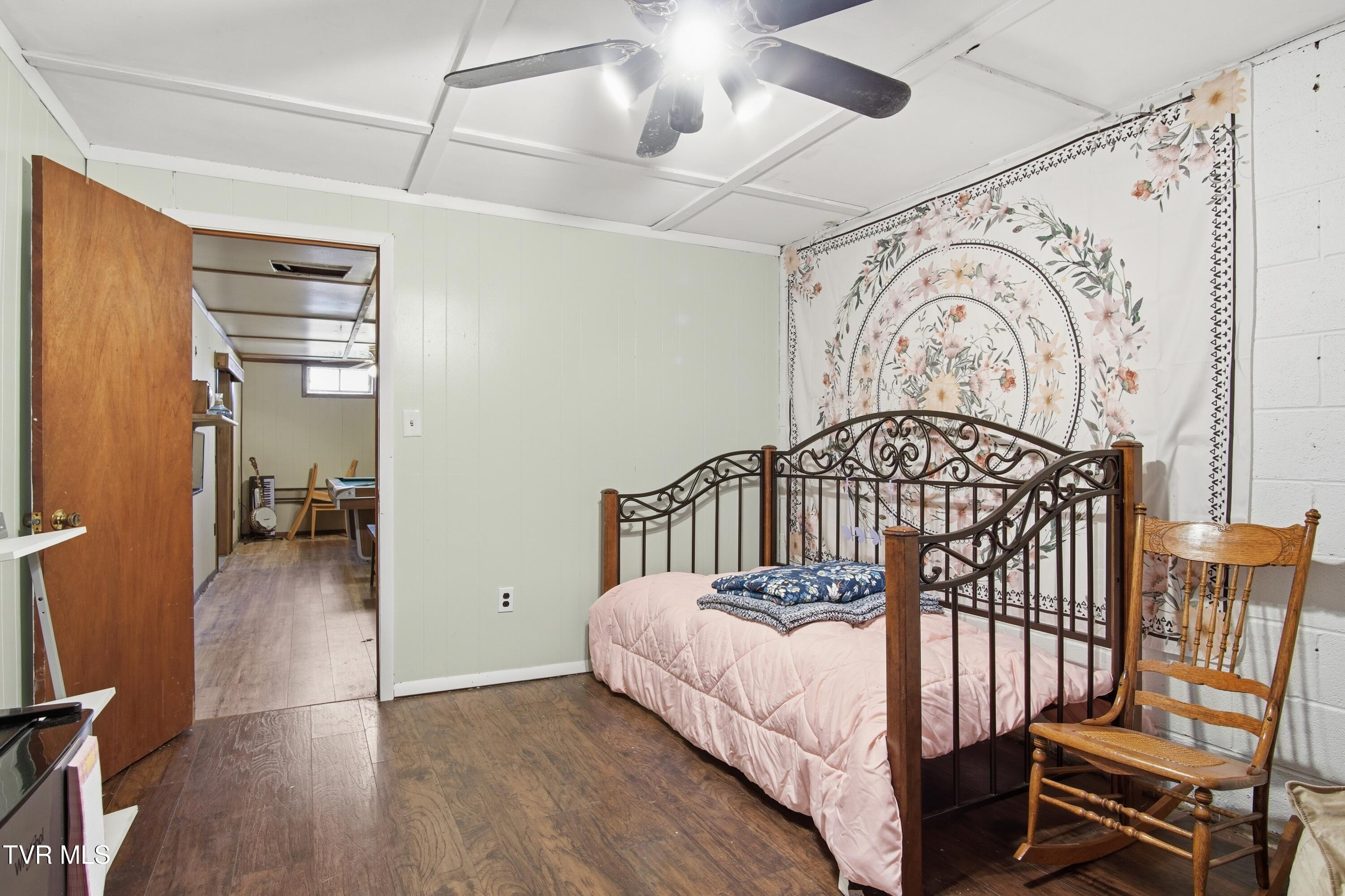 926 East Mountain View Road Johnson City, TN 37601 - Photo 19 of 33 DSC09943