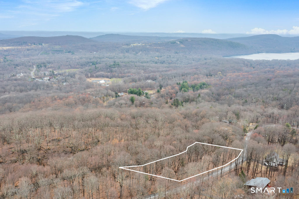 8 Chimney Hill Road Sherman, CT 06784 - Photo 6 of 12