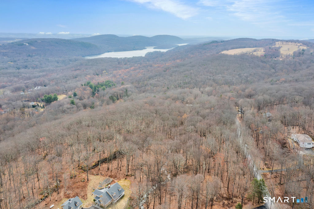 8 Chimney Hill Road Sherman, CT 06784 - Photo 10 of 12