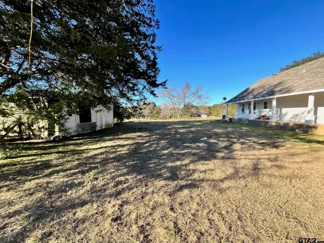 $1,600 | 405 East Front Street, Arp, TX 75750