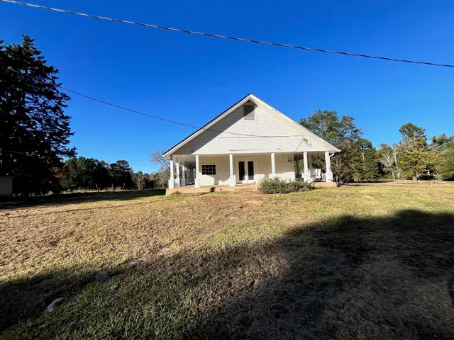$1,600 | 405 East Front Street, Arp, TX 75750