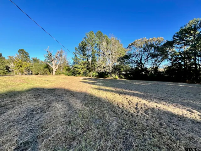 $1,600 | 405 East Front Street, Arp, TX 75750