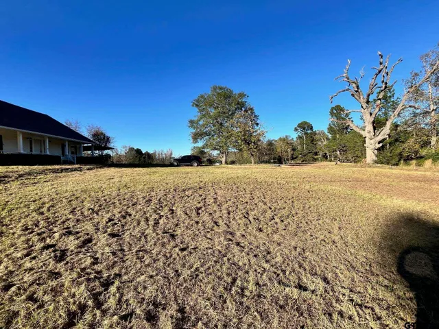 $1,600 | 405 East Front Street, Arp, TX 75750