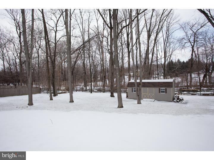 3140 Taft Road Norristown, PA 19403 - Photo 13 of 25 Back Yard
