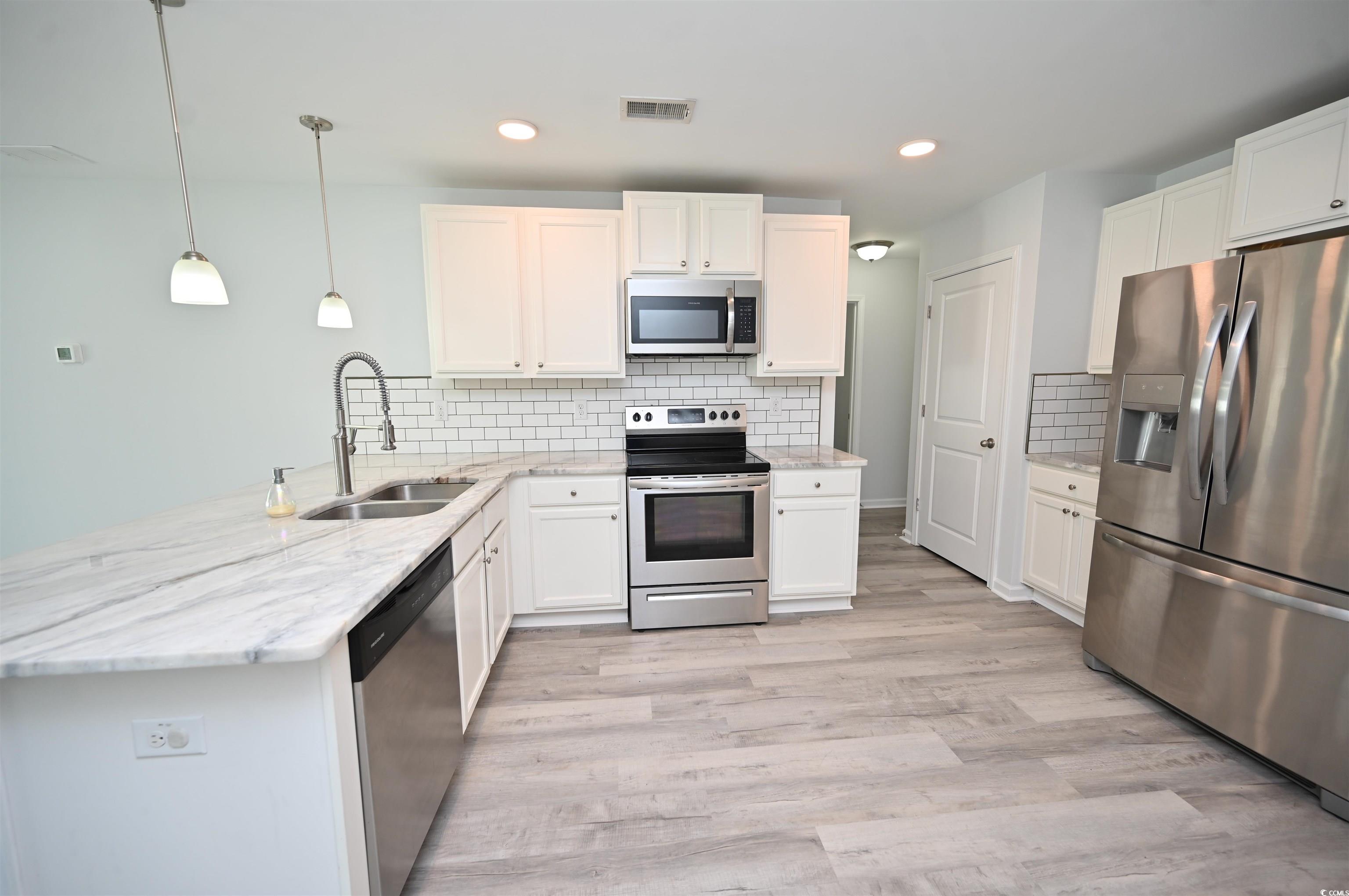 555 Mossbank Loop Longs, SC 29568 - Photo 3 of 31 Gallery Image 3