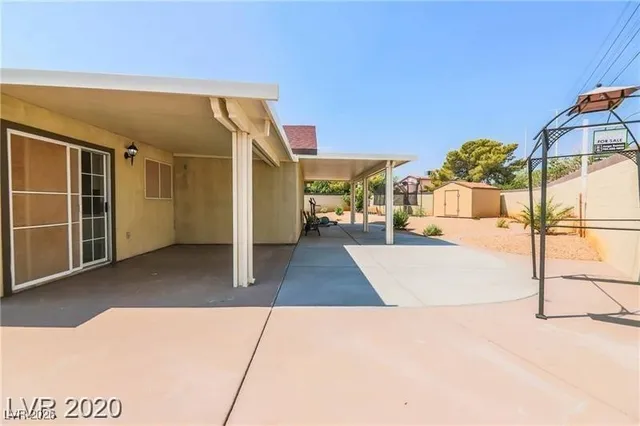 $2,294 | 7330 Clearwater Circle, Las Vegas, NV 89147