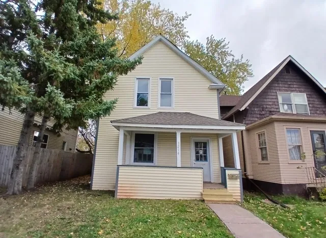 $113,600 | 1214 Birch Avenue, Superior, WI 54880