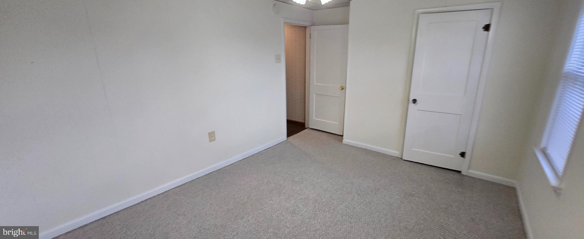 325 West Spring Street Frackville, PA 17931 - Photo 16 of 18