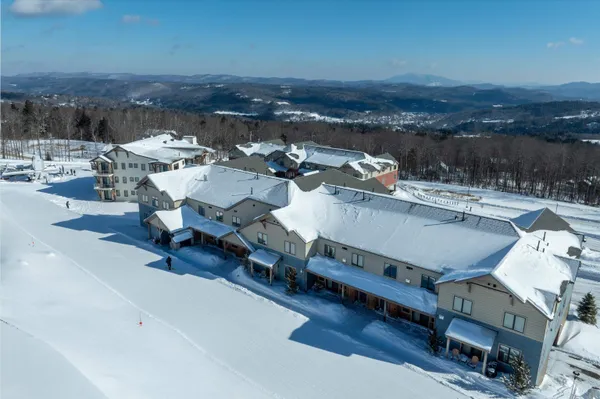 $1,450,000 | 144 Lodge Road, Unit 1, Ludlow, VT 05149