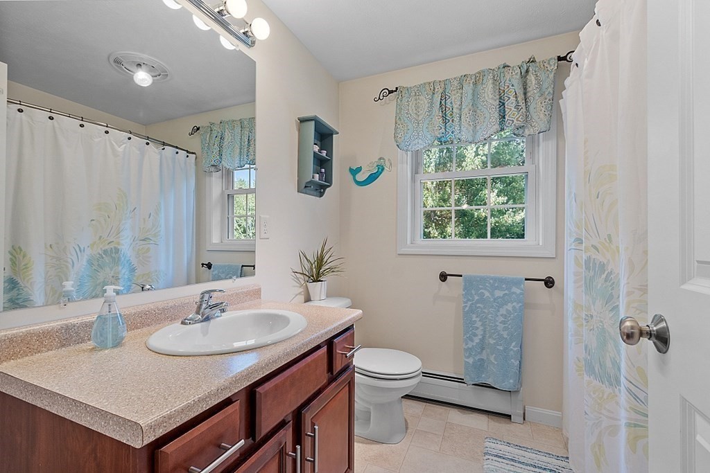 93 North Common Road Westminster, MA 01473 - Photo 34 of 37
