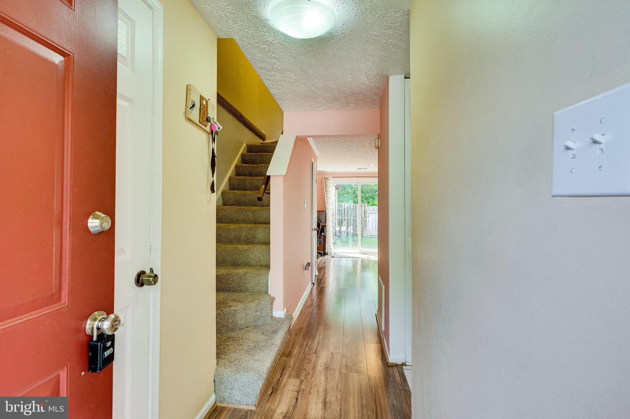 7481 Lone Star Road Lorton, VA 22079 - Photo 5 of 29 Gallery Image 5