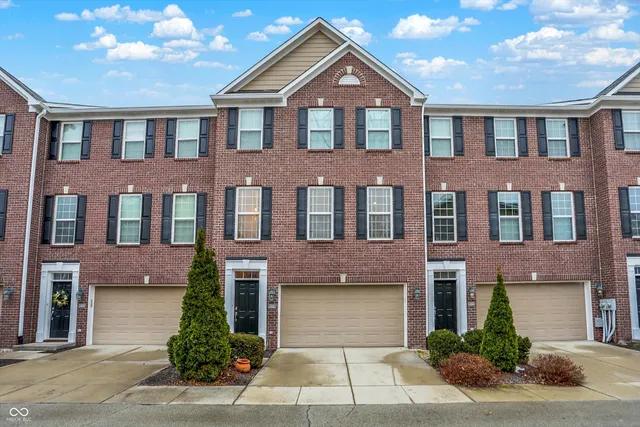 $450,000 | 992 Bard Lane, Carmel, IN 46032