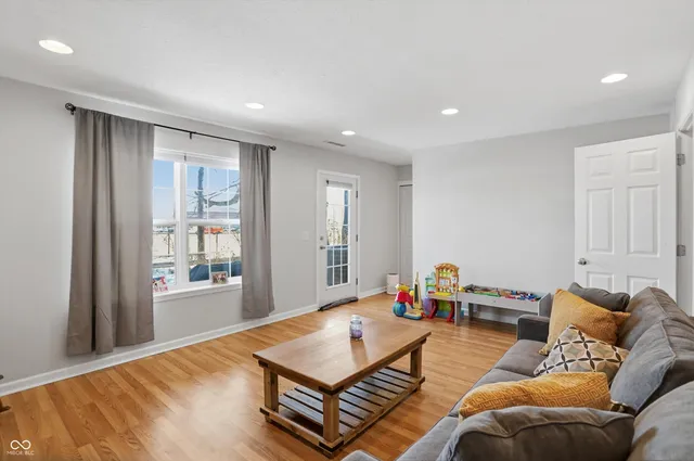 $450,000 | 992 Bard Lane, Carmel, IN 46032